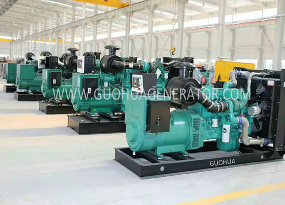 100kW 디젤 발전기 세트 브러쉬 없는 수냉 젠셋 기본 연료 탱크 Y100